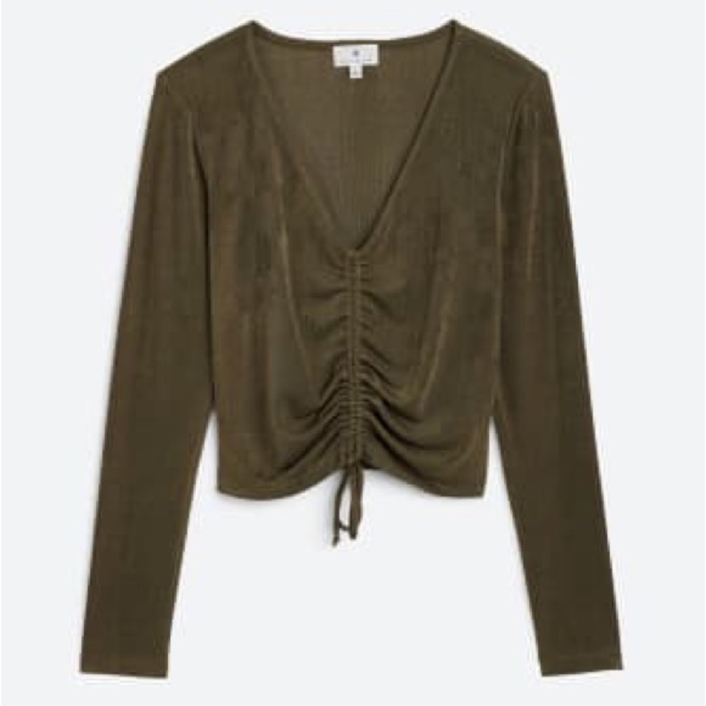 Center ruche cropped sateen knit top